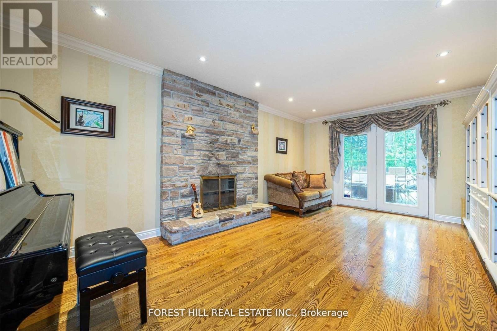 54 Pennock Crescent, Markham, Ontario  L3R 3M4 - Photo 11 - N13224062