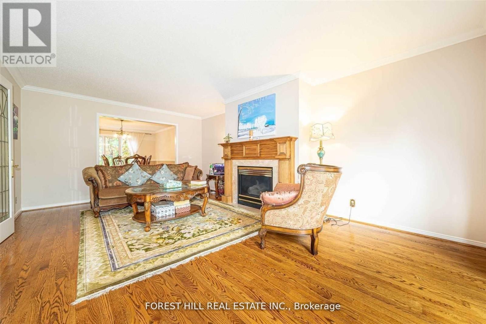 54 Pennock Crescent, Markham, Ontario  L3R 3M4 - Photo 3 - N13224062