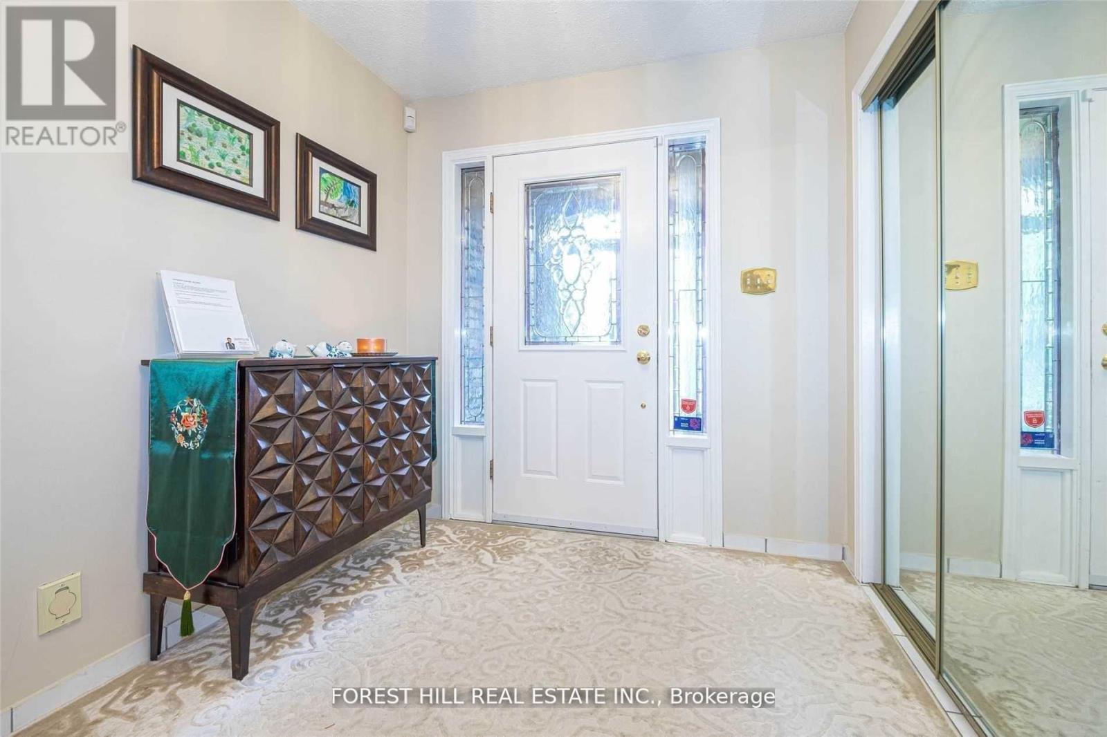 54 Pennock Crescent, Markham, Ontario  L3R 3M4 - Photo 5 - N13224062