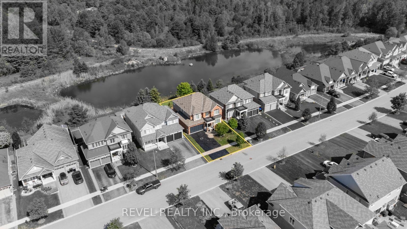 74 Mount Crescent, Essa, Ontario  L0M 1B5 - Photo 2 - N13224068