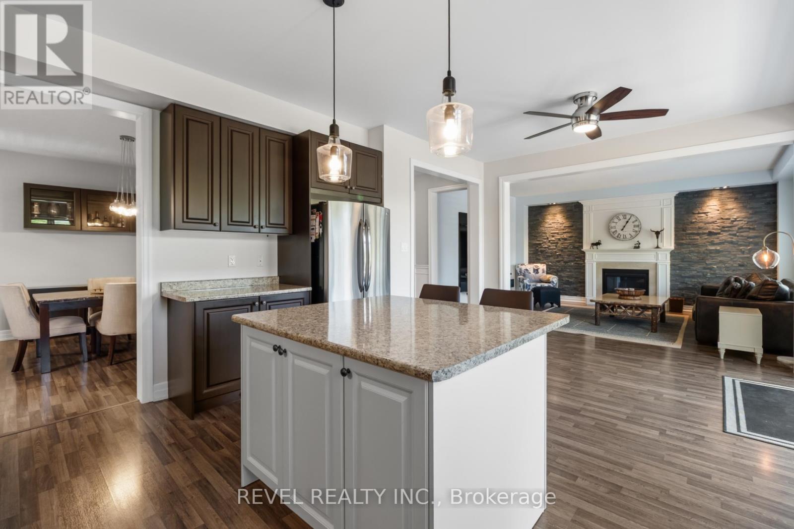 74 Mount Crescent, Essa, Ontario  L0M 1B5 - Photo 7 - N13224068