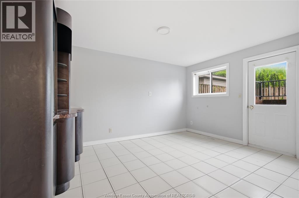 3154 Fazio Drive, Windsor, Ontario  N9E 4G6 - Photo 16 - 26012715