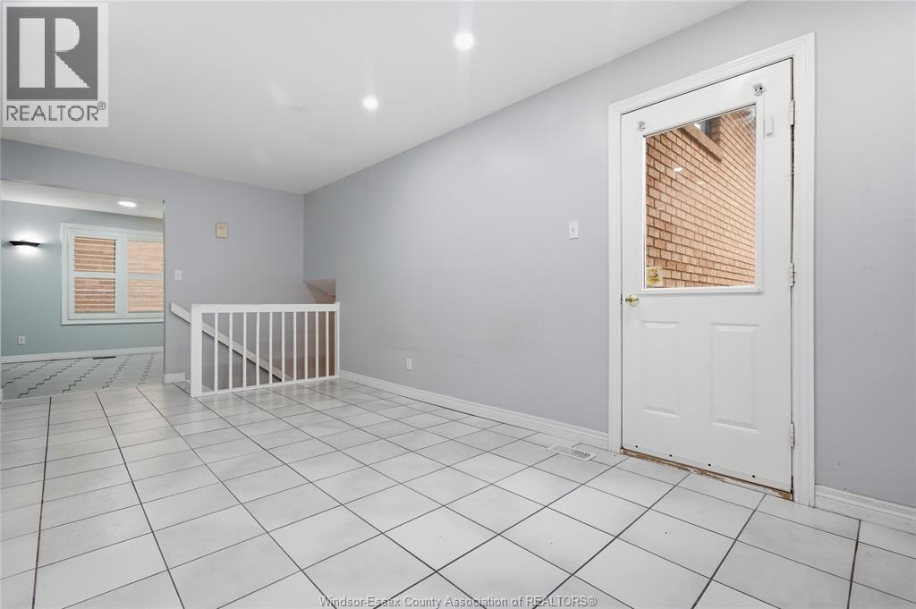 3154 Fazio Drive, Windsor, Ontario  N9E 4G6 - Photo 8 - 26012715