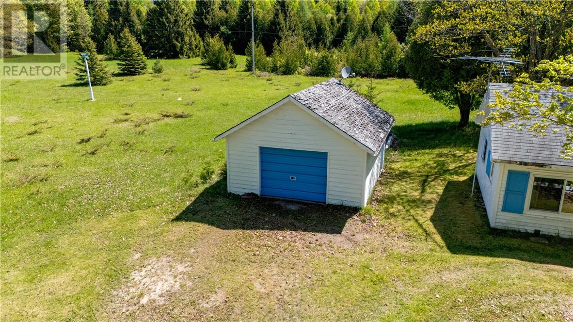 398 Silver Lake Road, Manitoulin Island, Ontario P0P 1Y0 - Photo 3 - 2128169