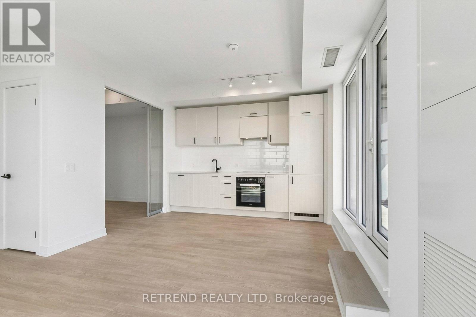 3702 - 1 Quarrington Lane, Toronto, Ontario  M3C 0S4 - Photo 11 - C13214480