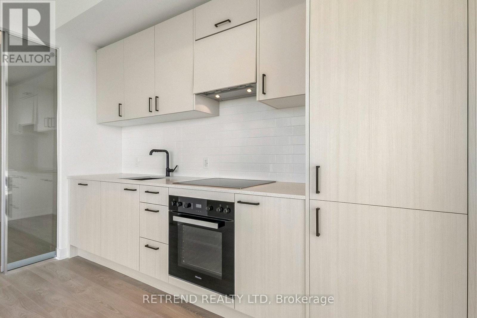 3702 - 1 Quarrington Lane, Toronto, Ontario  M3C 0S4 - Photo 17 - C13214480