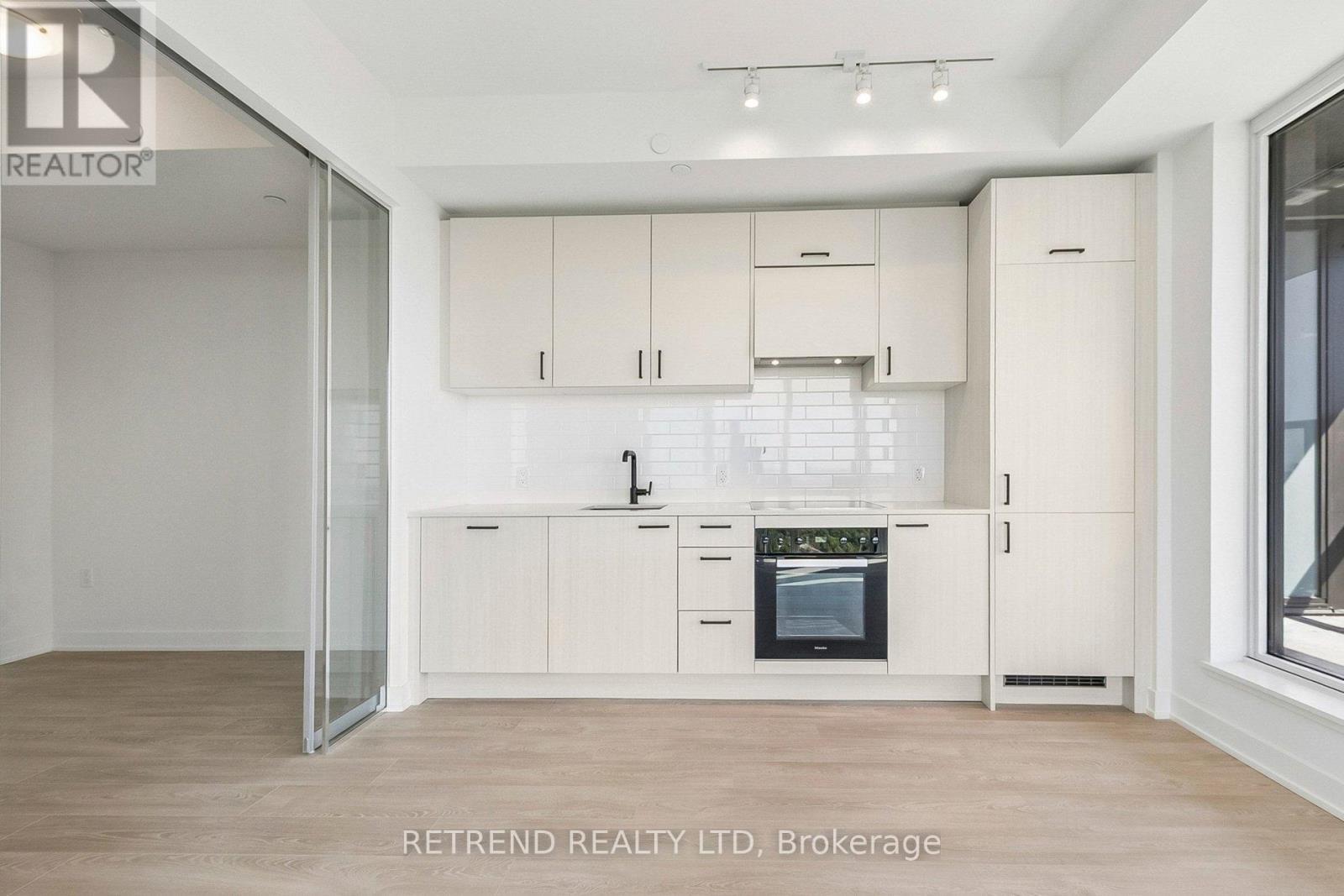 3702 - 1 Quarrington Lane, Toronto, Ontario  M3C 0S4 - Photo 19 - C13214480