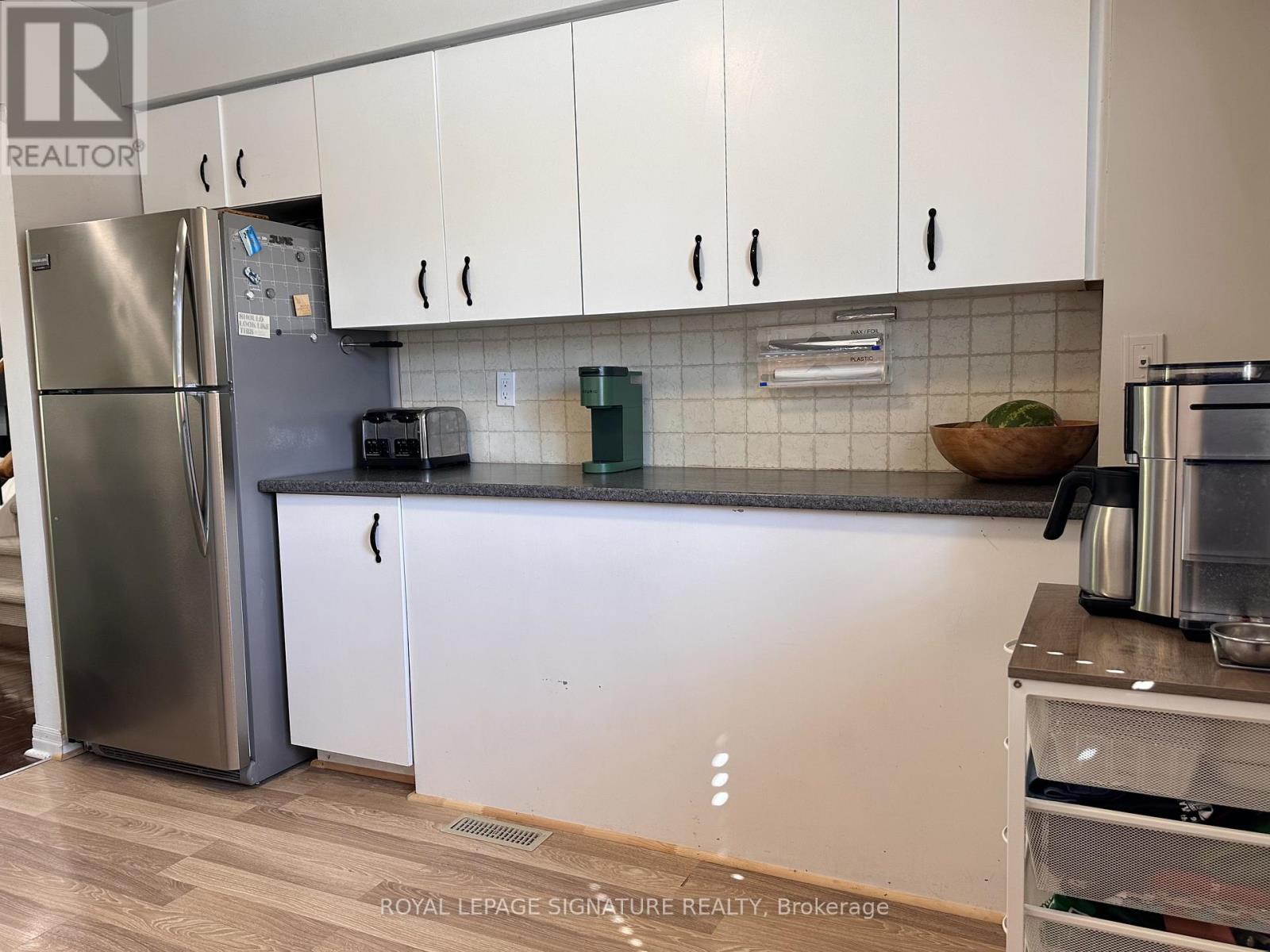 602 Gibney Crescent, Newmarket, Ontario  L3X 1Y3 - Photo 6 - N13222344