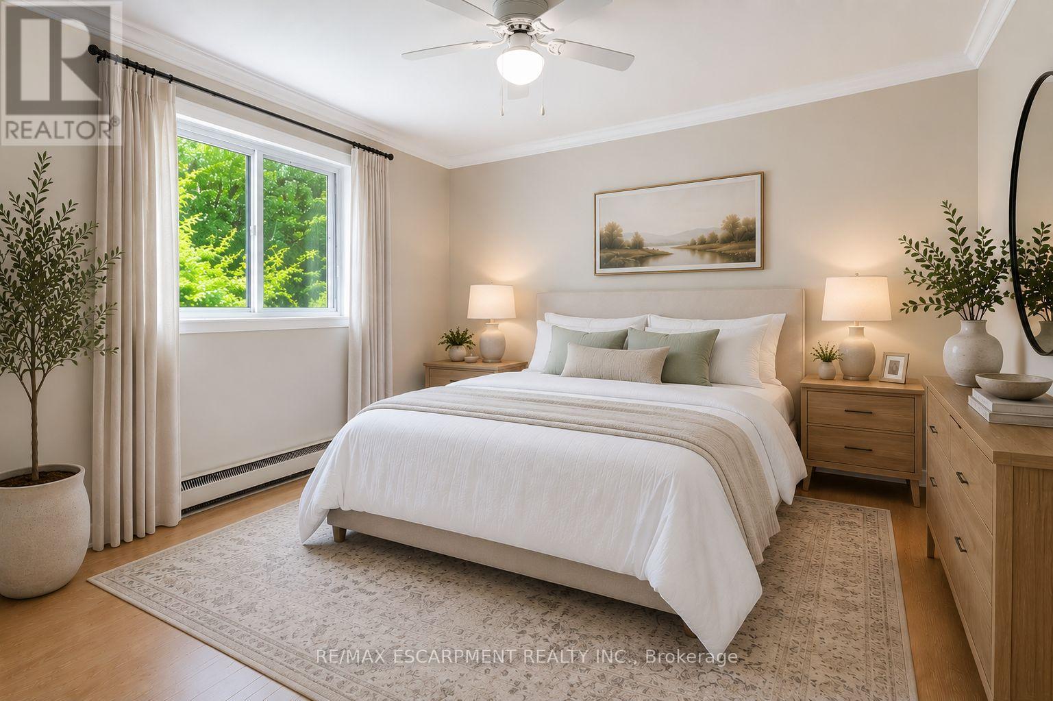 1393 Winglos Court, Mississauga, Ontario  L5C 1R2 - Photo 16 - W13224174