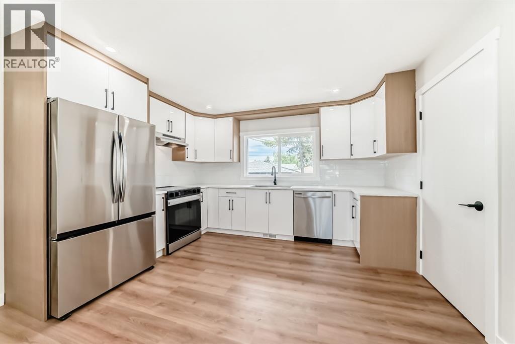 5128 Maryvale Drive Ne, Calgary, Alberta  T2A 2V6 - Photo 5 - A2315041