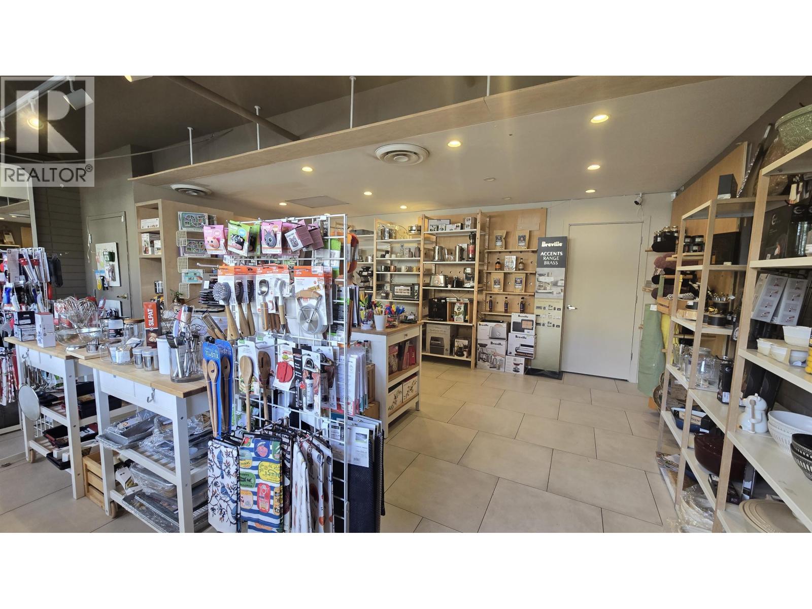 3633 Main Street, Vancouver, British Columbia  V5V 3N6 - Photo 5 - C8079194