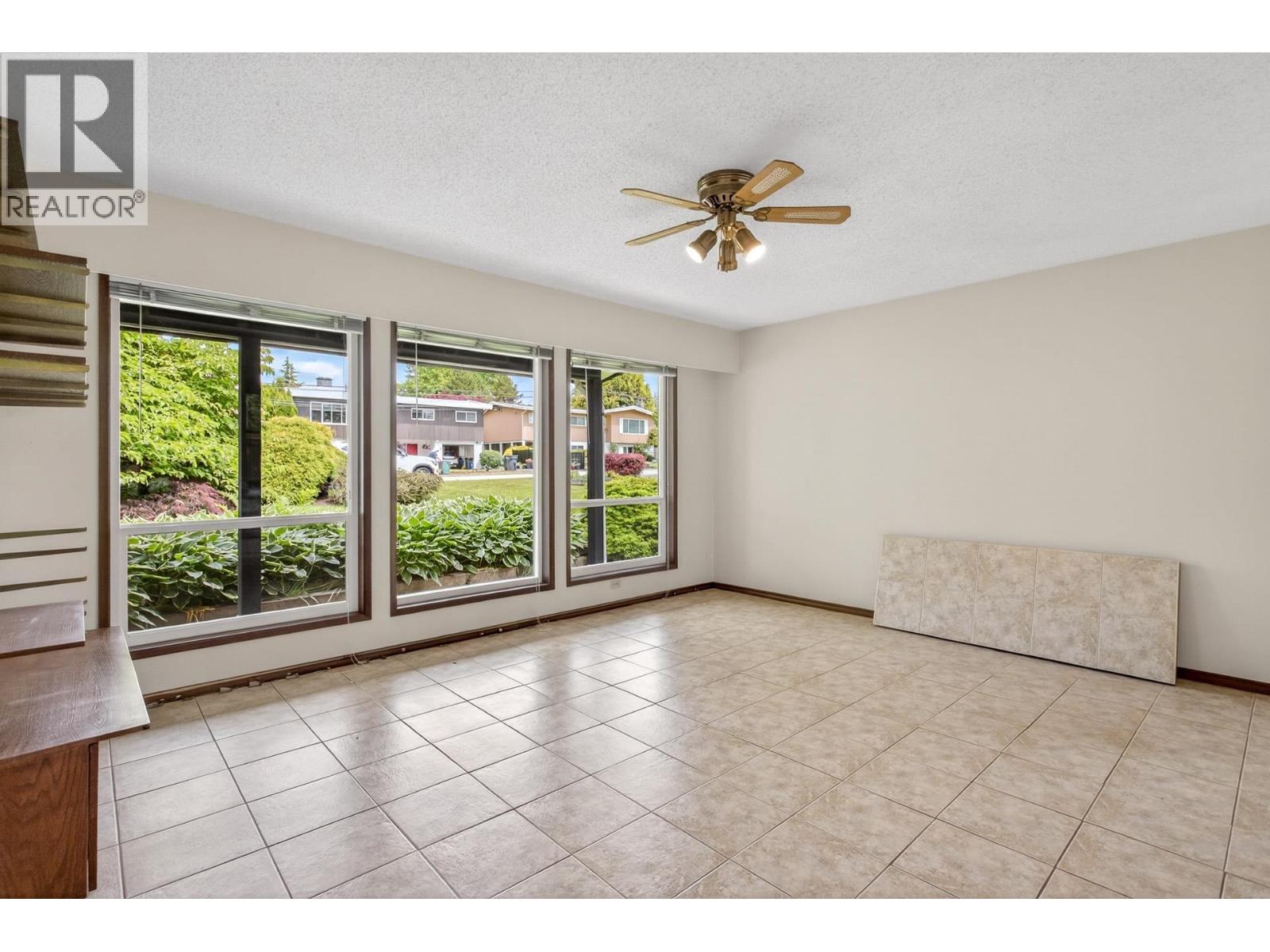 1418 Grover Avenue, Coquitlam, British Columbia  V3J 3G2 - Photo 7 - R3130242