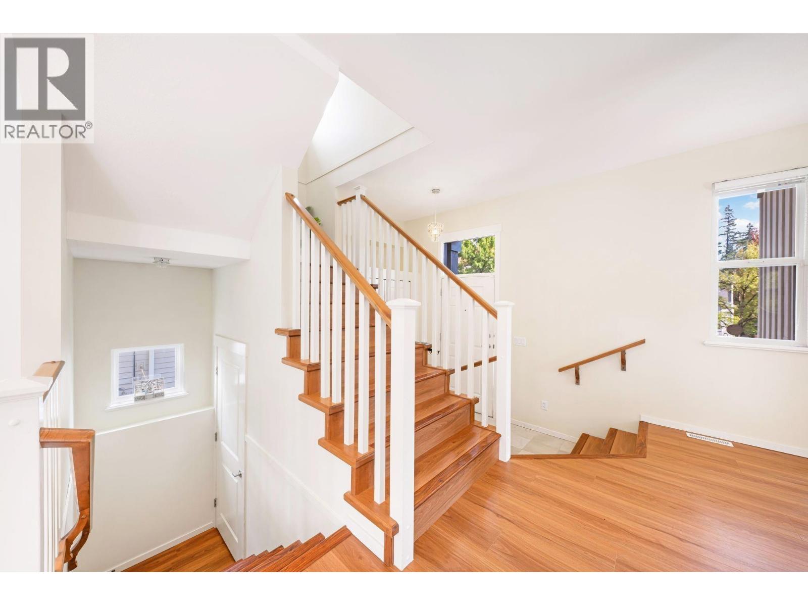 513 Forest Parkway, Port Moody, British Columbia  V3H 5M5 - Photo 10 - R3129769