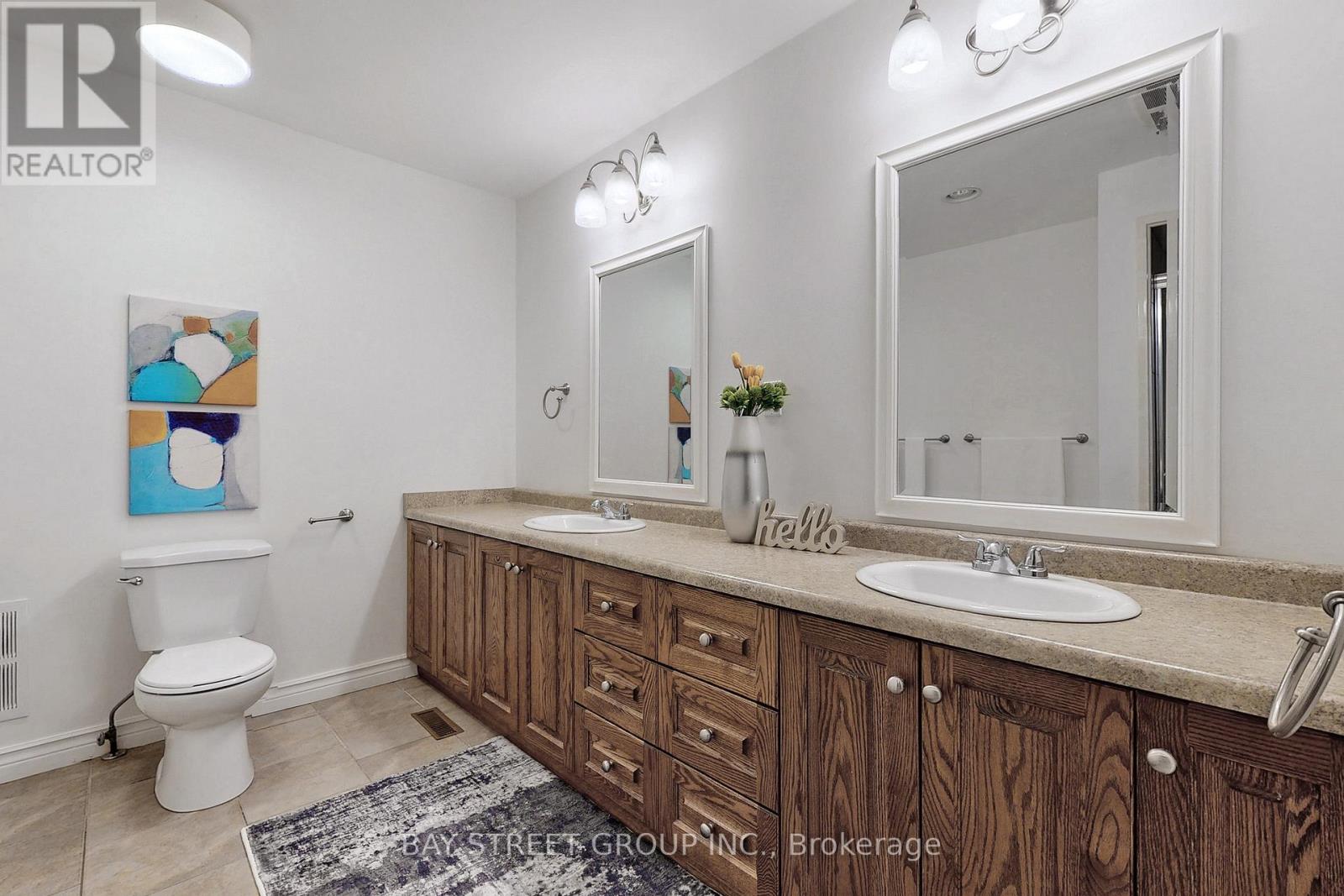 902 Shaver Road, Hamilton, Ontario  L9G 3K9 - Photo 29 - X13224022