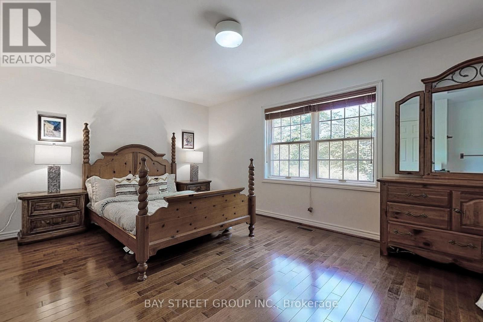 902 Shaver Road, Hamilton, Ontario  L9G 3K9 - Photo 31 - X13224022