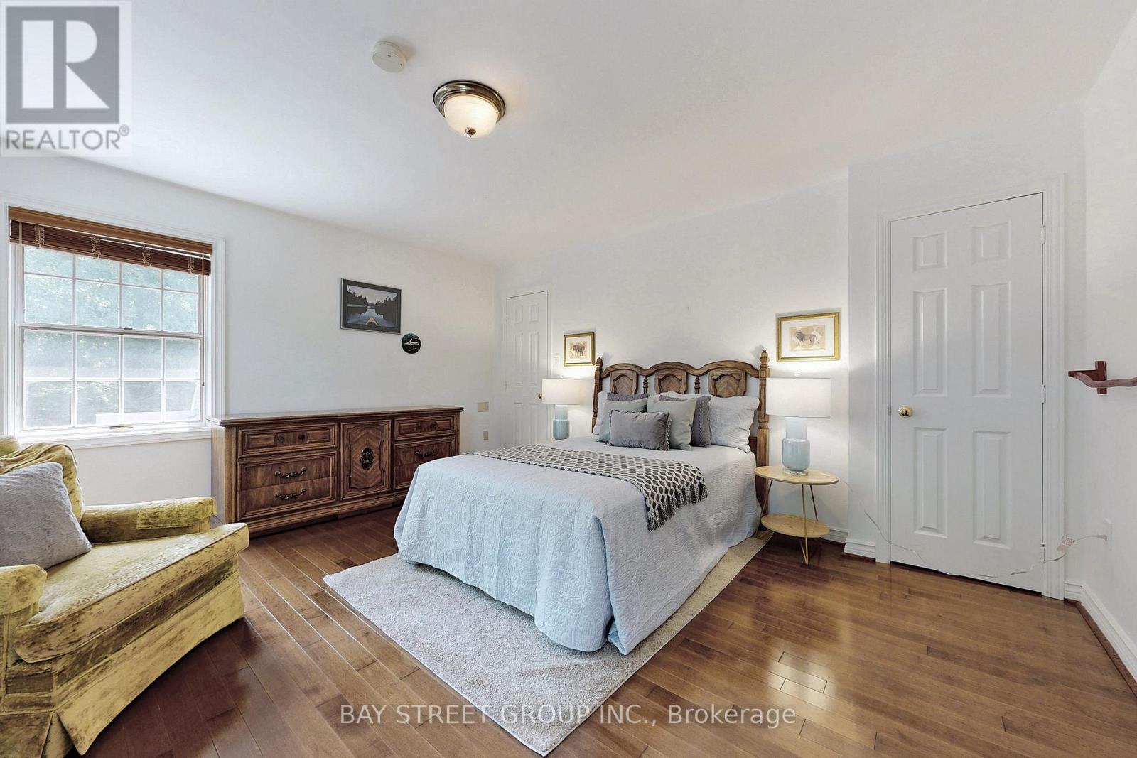 902 Shaver Road, Hamilton, Ontario  L9G 3K9 - Photo 32 - X13224022