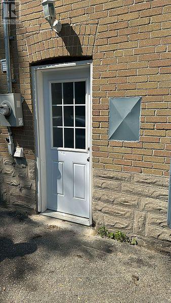 Basement - 15 Chelsea Road, Kitchener, Ontario  N2B 1H7 - Photo 2 - X13224054