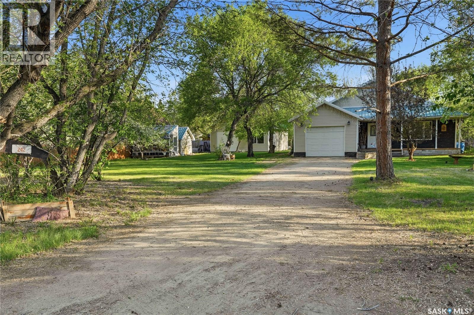 242 Woodlawn AVENUE, Katepwa Beach, Saskatchewan