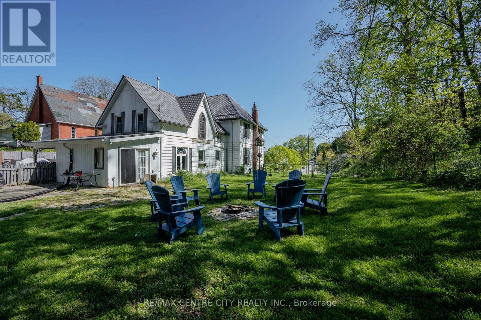 337 George Street, Central Elgin, Ontario  N5L 1C5 - Photo 2 - X13223664