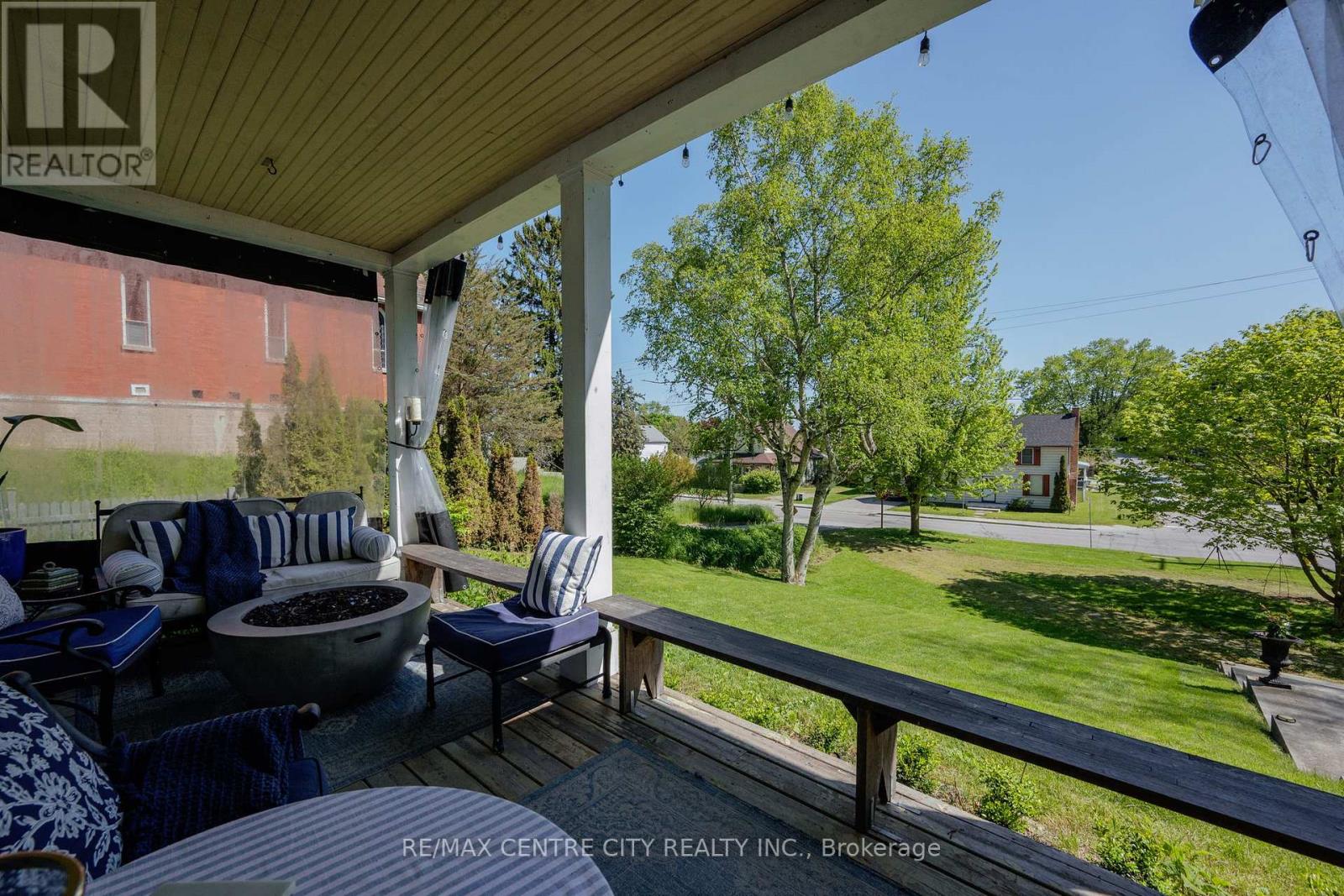 337 George Street, Central Elgin, Ontario  N5L 1C5 - Photo 3 - X13223664
