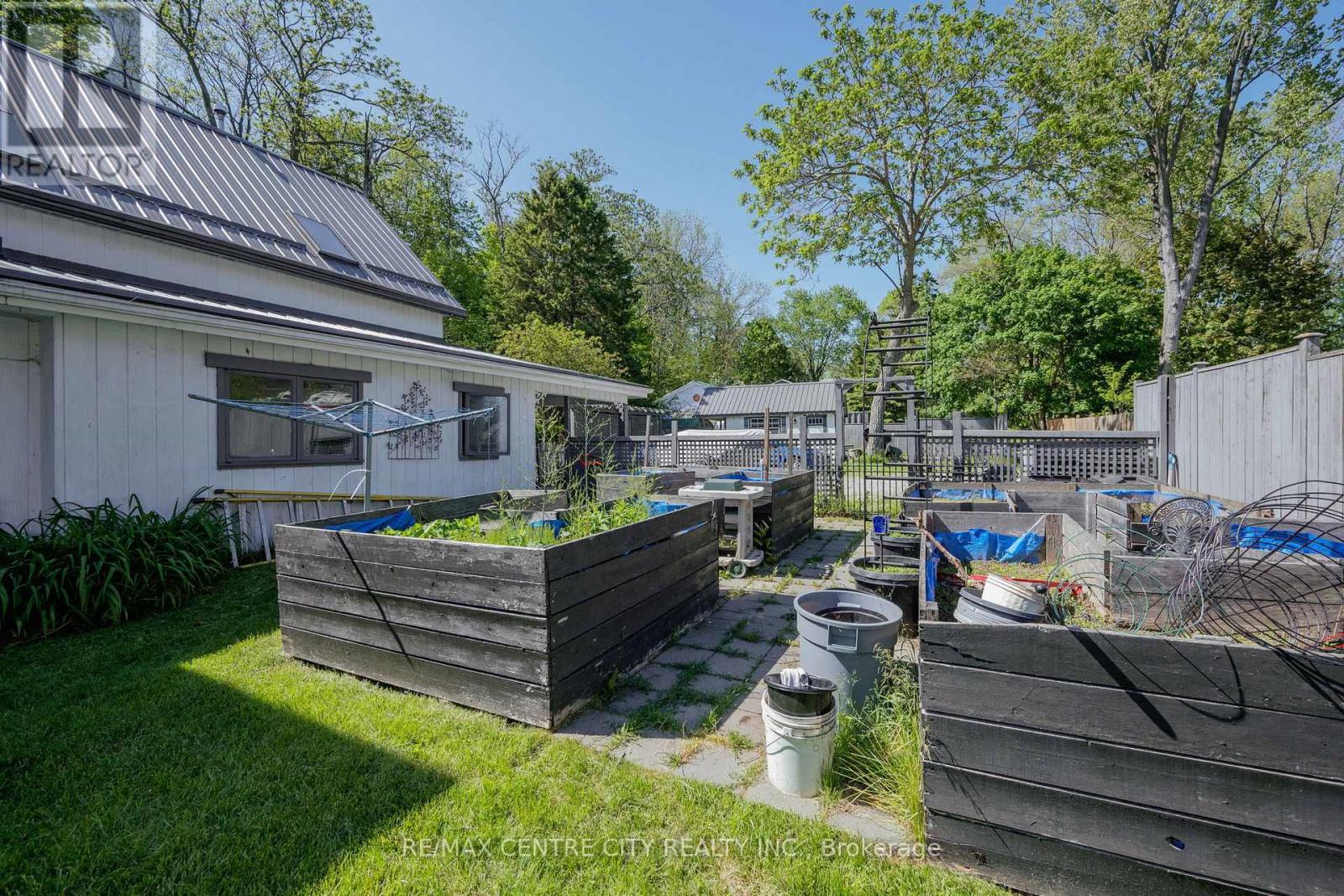 337 George Street, Central Elgin, Ontario  N5L 1C5 - Photo 6 - X13223664