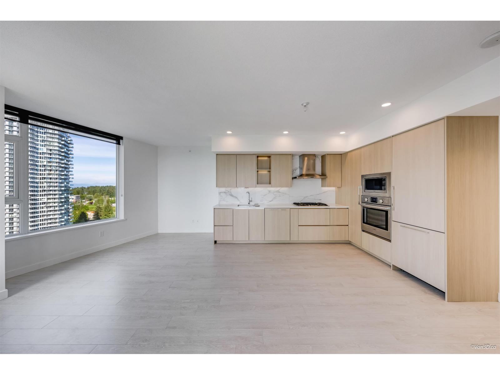 2404 9887 Whalley Boulevard, Surrey, British Columbia  V3T 0P4 - Photo 4 - R3130304