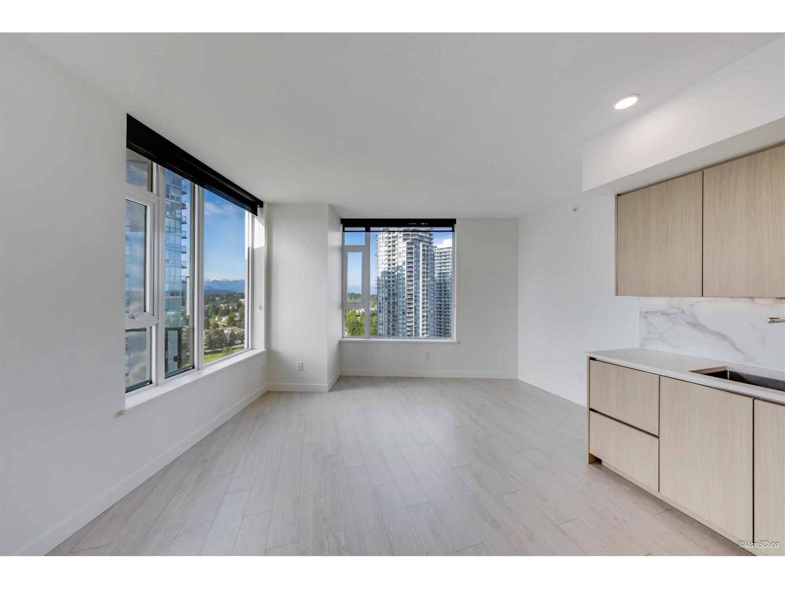 2404 9887 Whalley Boulevard, Surrey, British Columbia  V3T 0P4 - Photo 15 - R3130304