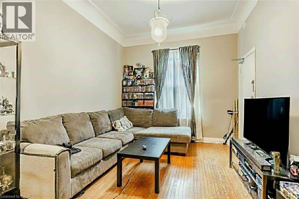 172 Markland Street, Hamilton, Ontario  L8P 2K5 - Photo 8 - 40786751