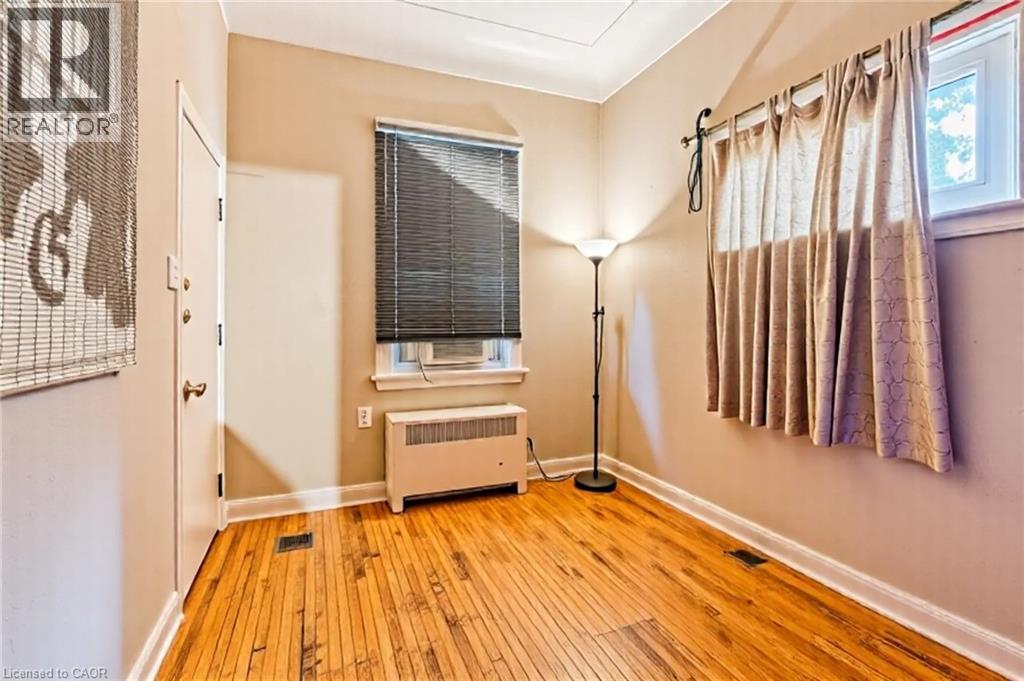 172 Markland Street, Hamilton, Ontario  L8P 2K5 - Photo 6 - 40786751