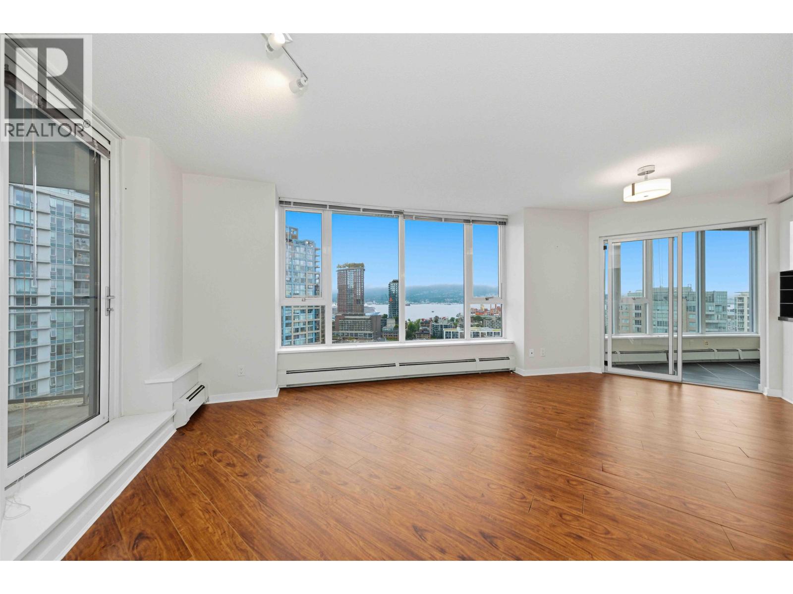 2901 689 Abbott Street, Vancouver, British Columbia  V6B 0J2 - Photo 9 - R3130200