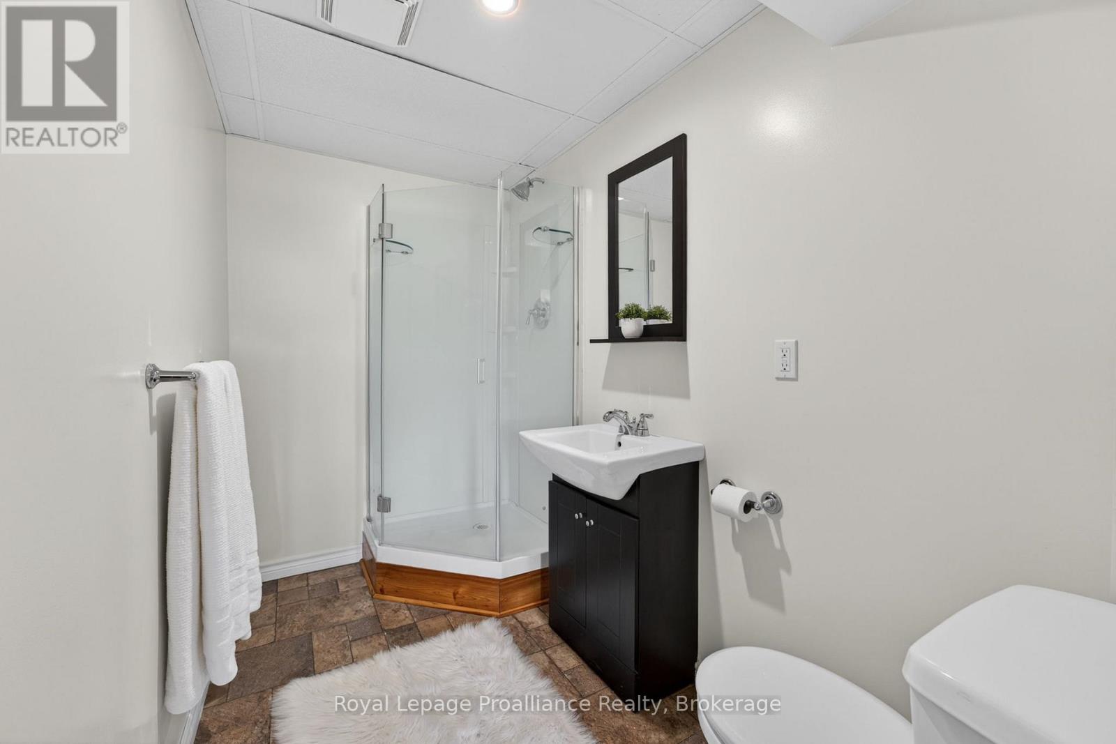 112 Huycks Bay Road, Prince Edward County, Ontario  K0K 3L0 - Photo 22 - X13224382