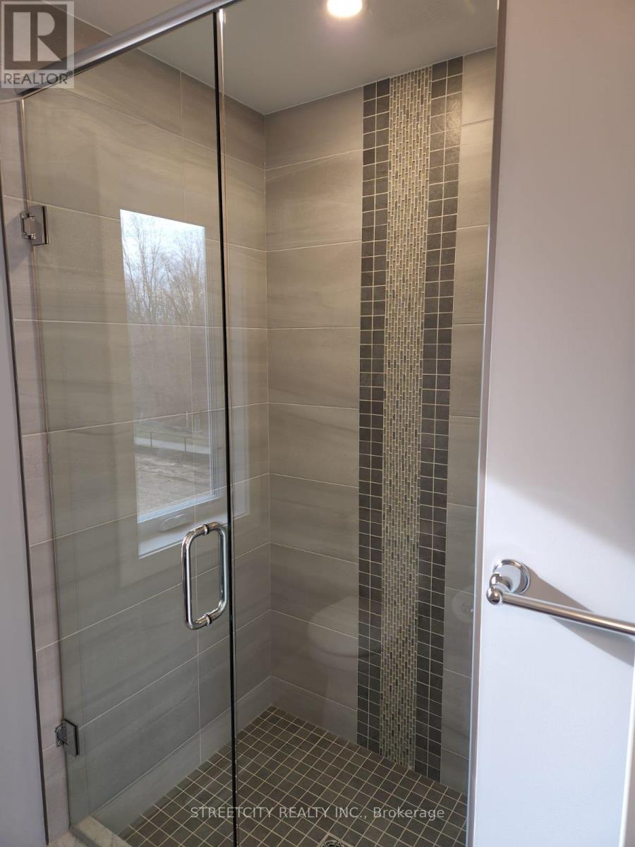 2012 Evans Boulevard, London South, Ontario  N6M 0J7 - Photo 19 - X13224458