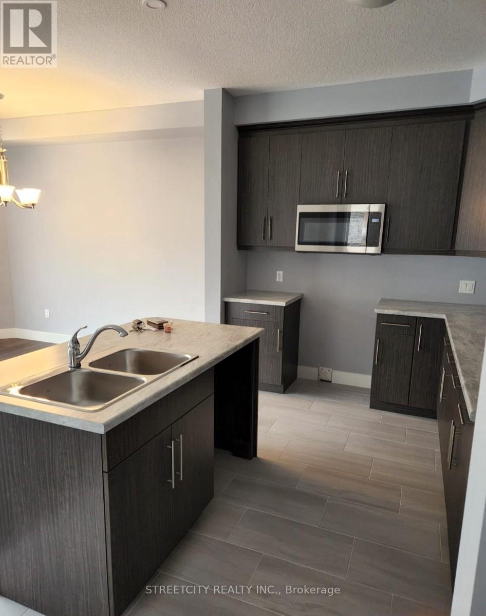 2012 Evans Boulevard, London South, Ontario  N6M 0J7 - Photo 4 - X13224458