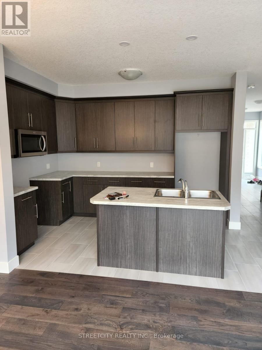 2012 Evans Boulevard, London South, Ontario  N6M 0J7 - Photo 6 - X13224458