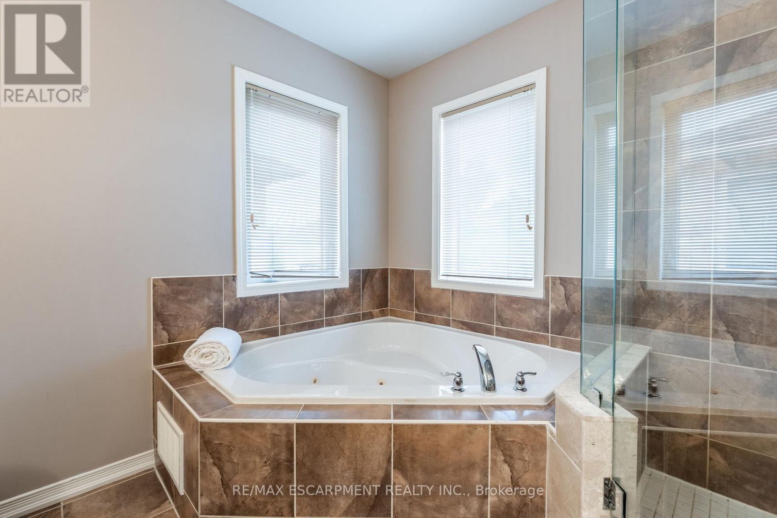 4670 Huffman Road N, Burlington, Ontario  L7M 0G5 - Photo 24 - W12758738