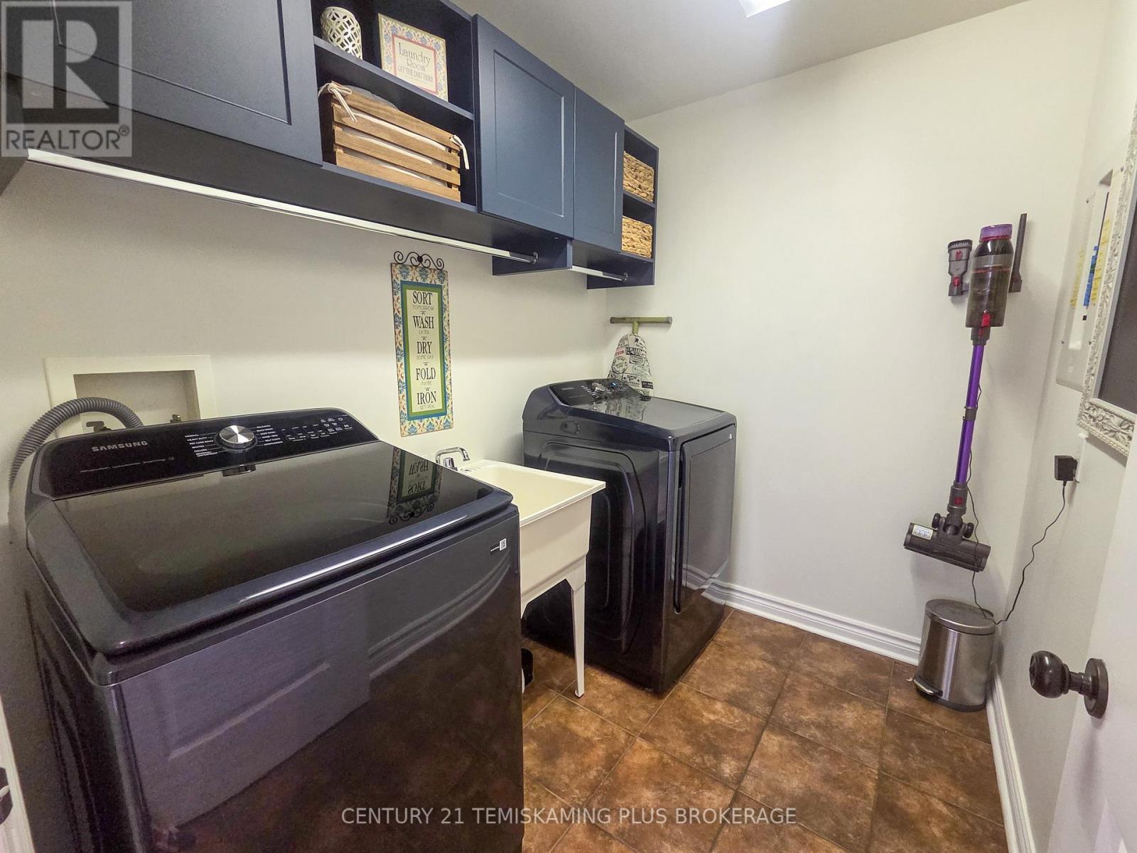 414305 Bryans Road, Englehart, Ontario P0J 1H0 - Photo 21 - T13224358