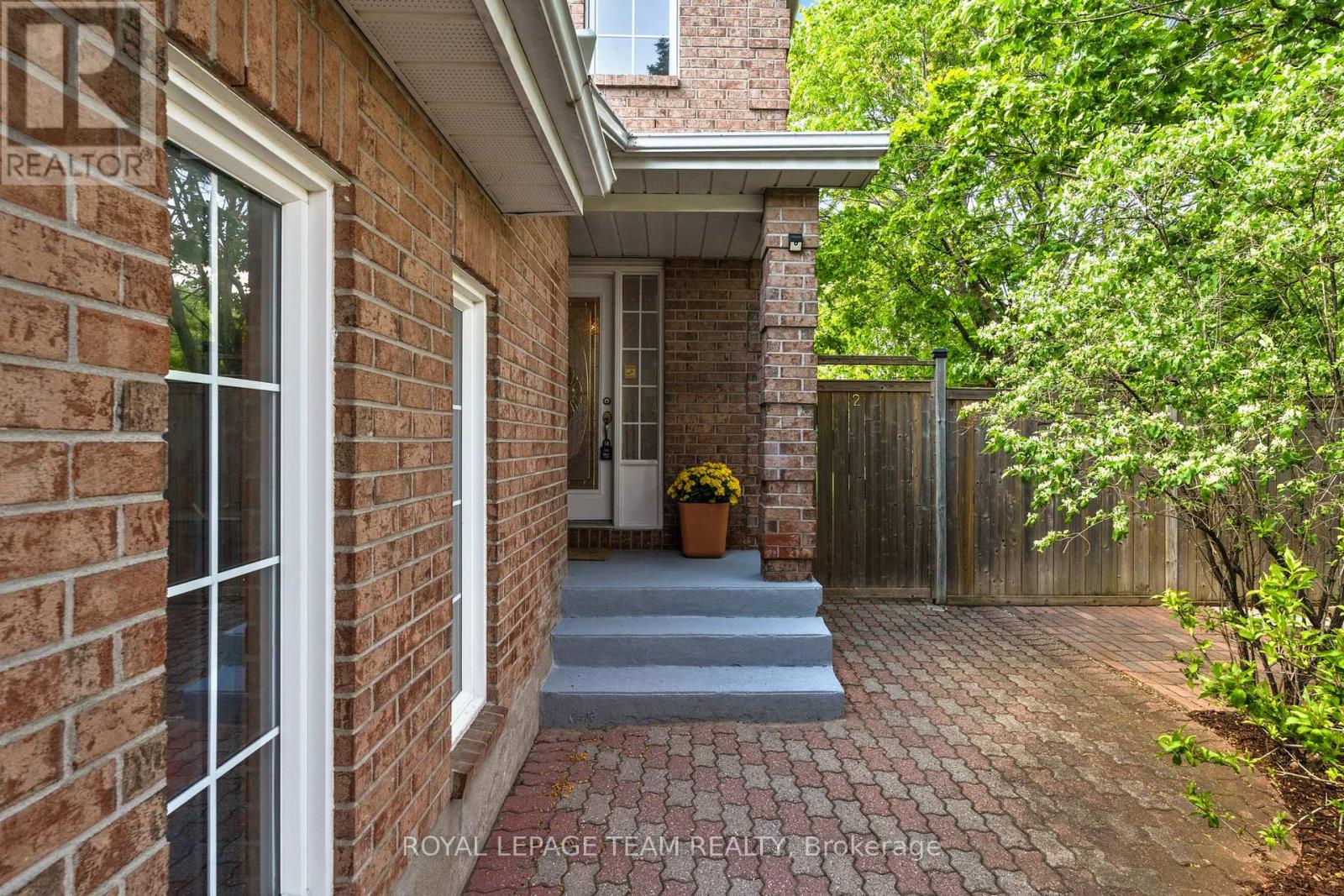 2 Ipswich Terrace, Ottawa, Ontario K2K 2R5 - Photo 3 - X13224318