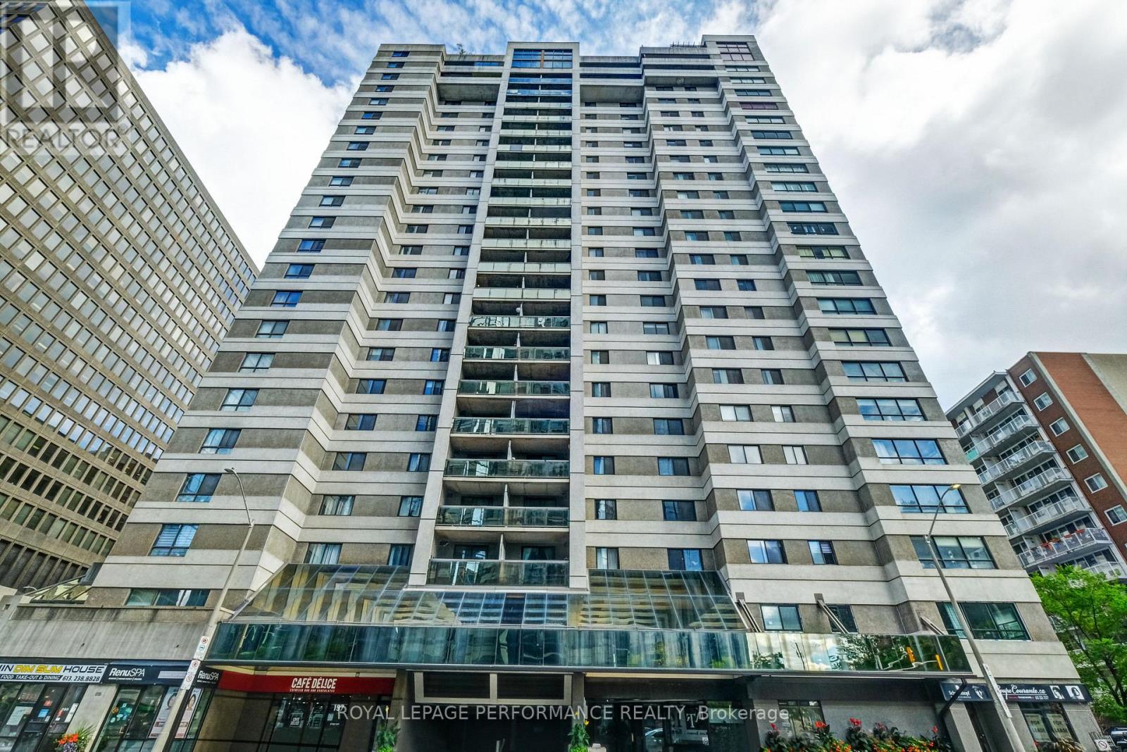 205 - 199 KENT STREET, Ottawa, Ontario