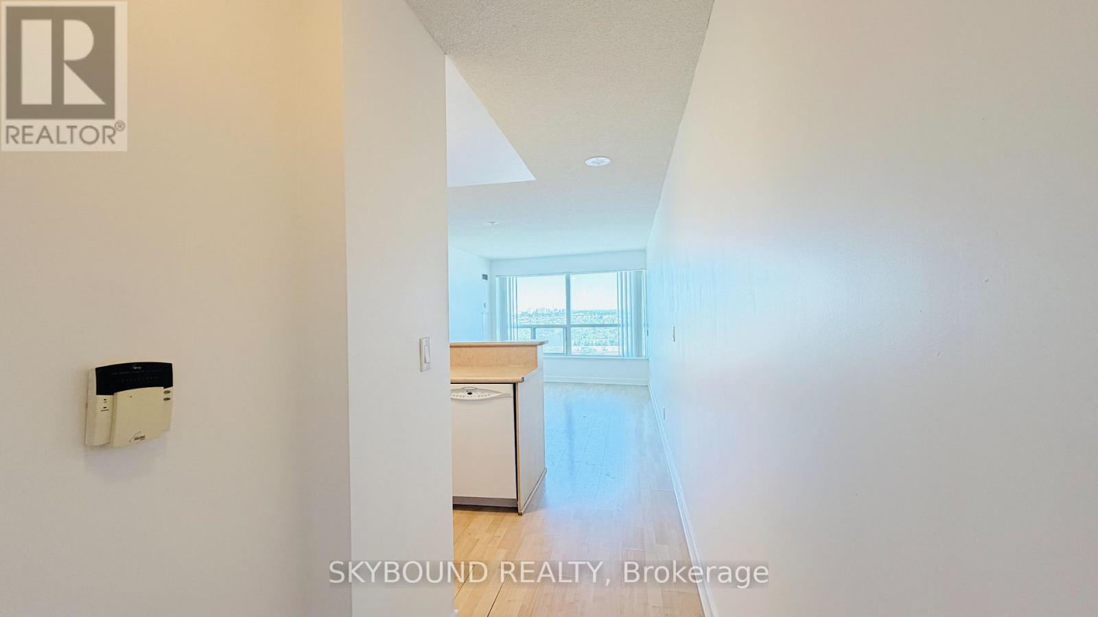 1702 - 38 Lee Centre Drive, Toronto, Ontario  M1H 3J7 - Photo 9 - E12658112