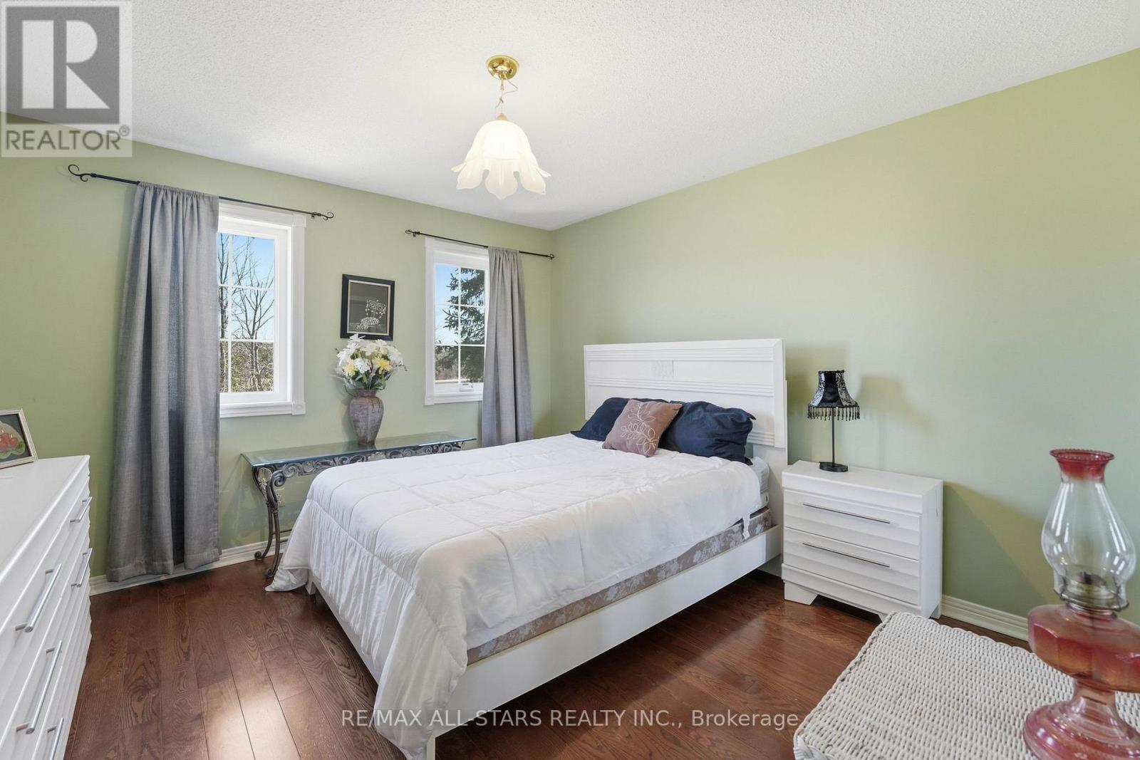 25472 Lakeridge Road, Georgina, Ontario  L0E 1N0 - Photo 24 - N13002826