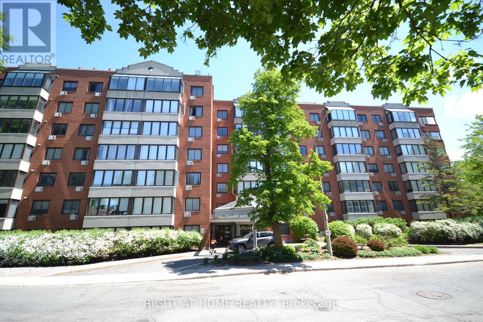 309 - 225 ALVIN ROAD N, Ottawa, Ontario