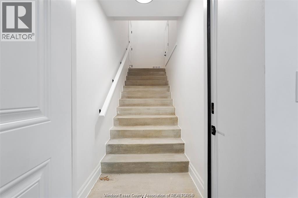 256 Xavier Circle, Lakeshore, Ontario  N0R 1A0 - Photo 35 - 26012734