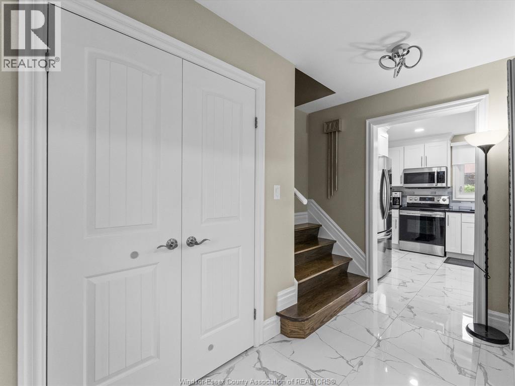 2367 Randolph Avenue, Windsor, Ontario  N9E 3X3 - Photo 7 - 26012733