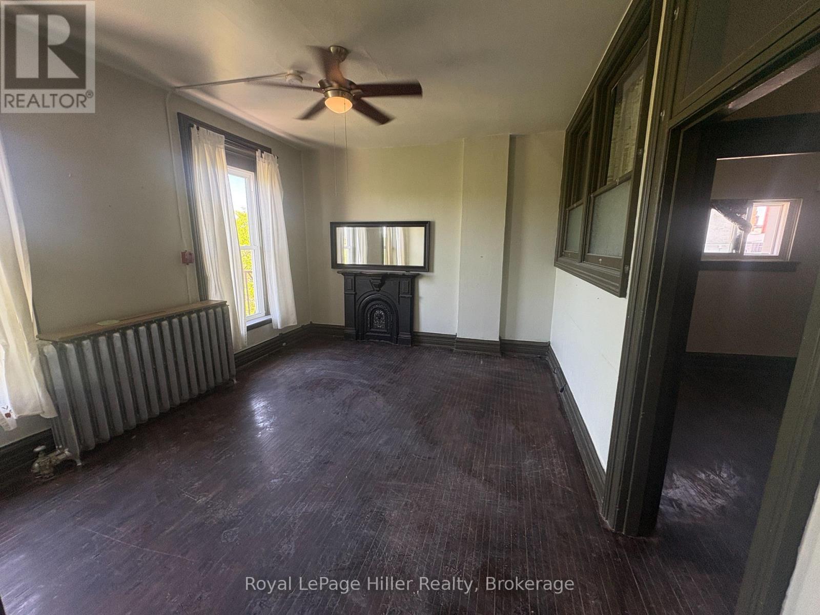34 Ontario Street, Stratford, Ontario  N5A 3G8 - Photo 3 - X12501566