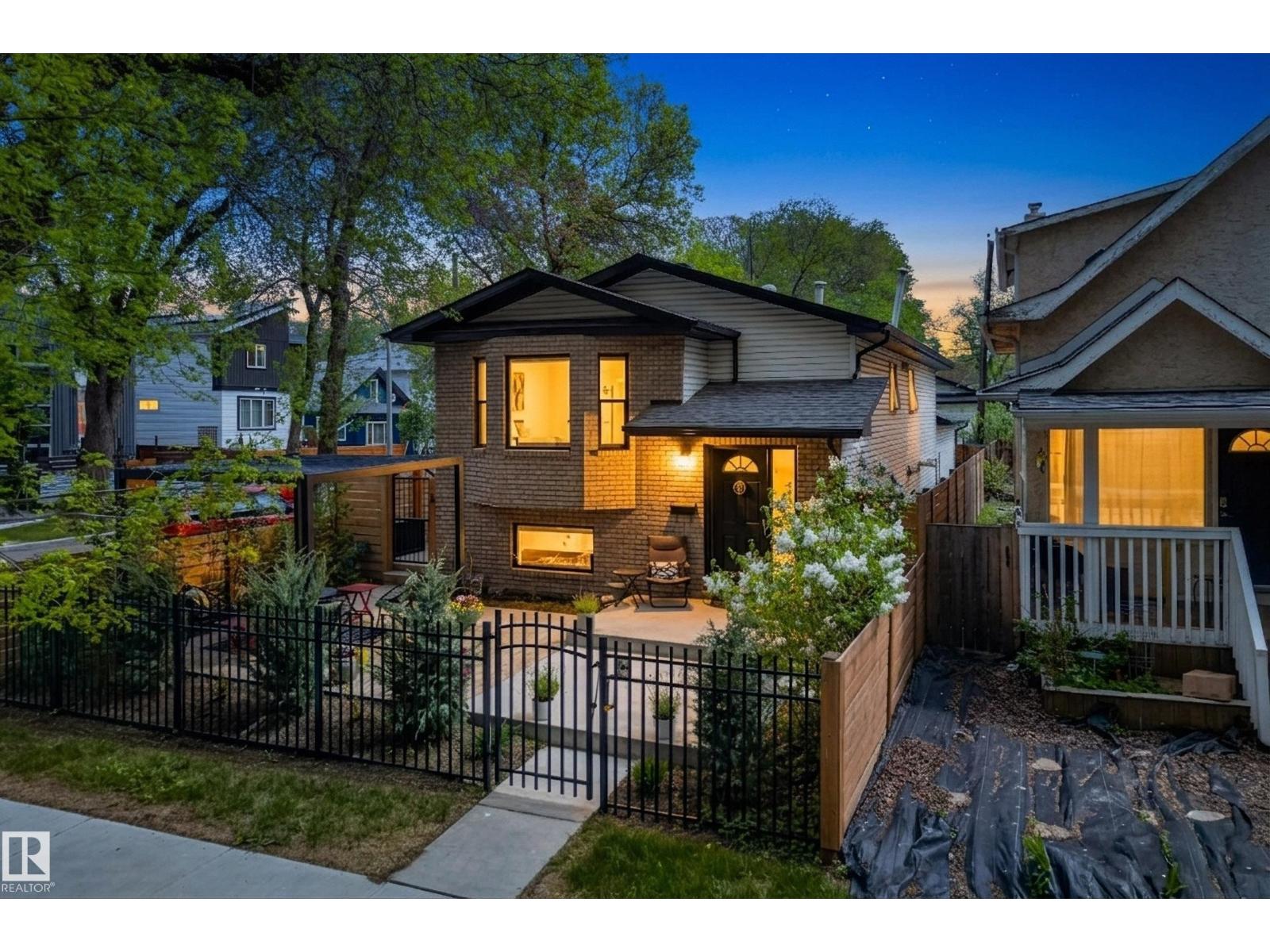 10869 94 ST NW, edmonton, Alberta