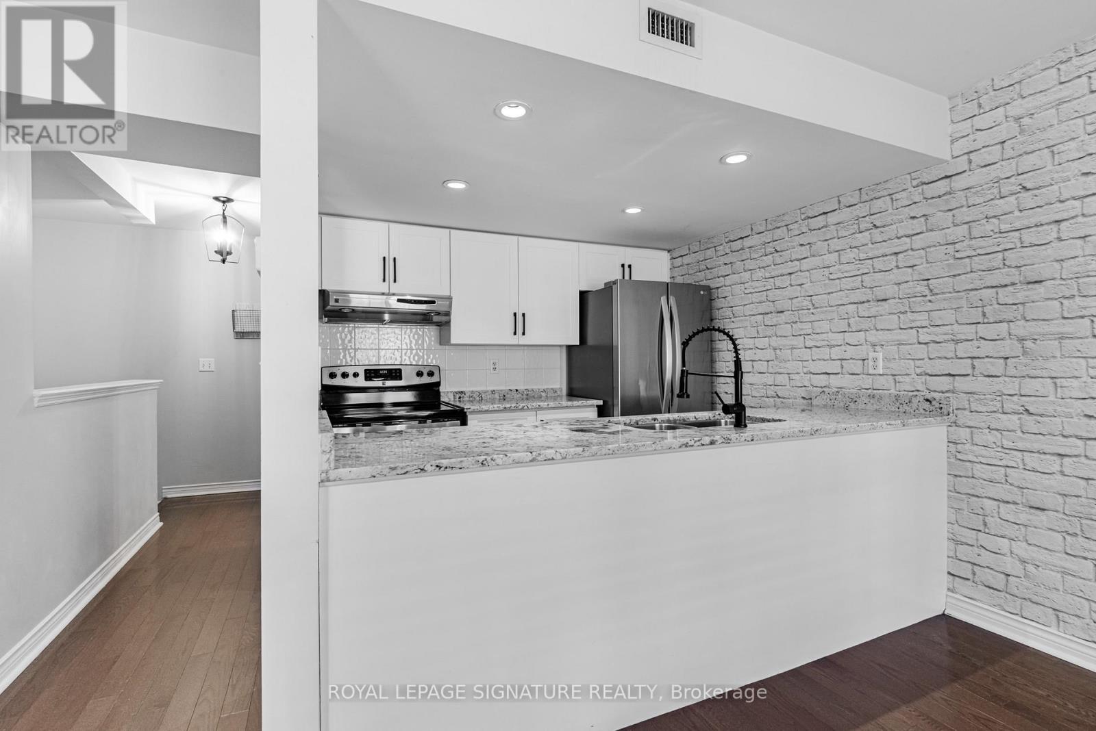 23 - 100 Redpath Avenue, Toronto, Ontario  M4S 2J7 - Photo 11 - C13224320