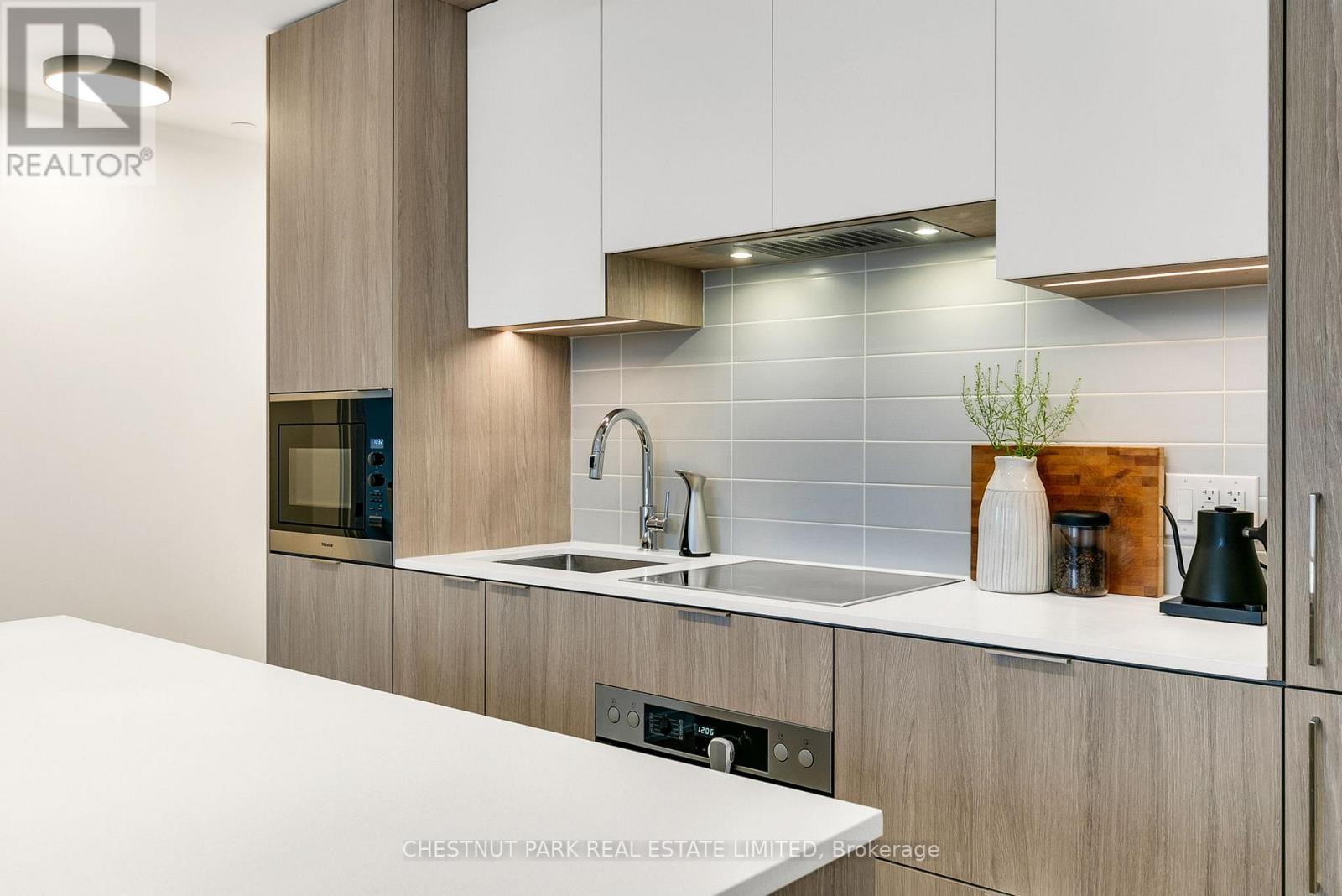 608 - 123 Portland Street, Toronto, Ontario  M5V 0V9 - Photo 15 - C13224368