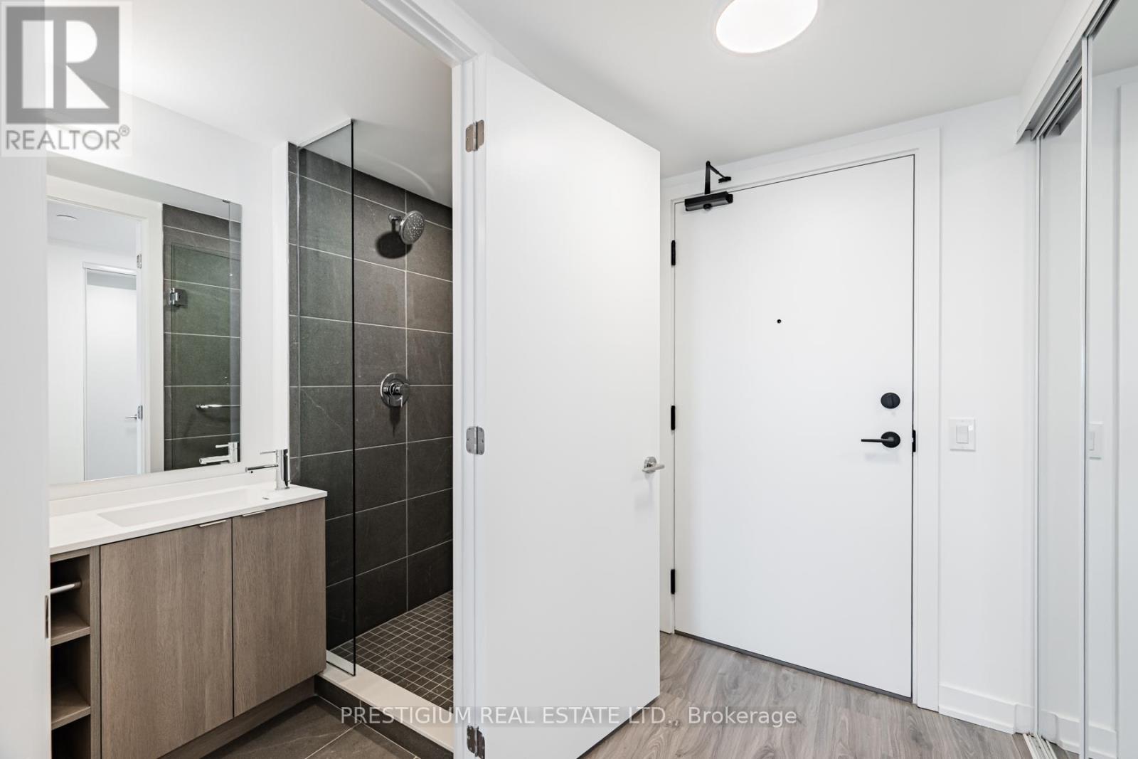 1805 - 100 Queen Street E, Toronto, Ontario  M5C 0B5 - Photo 5 - C13224408