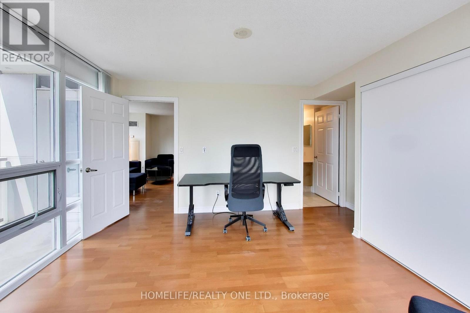 2709 - 761 Bay Street, Toronto, Ontario  M5G 2R2 - Photo 18 - C13224436
