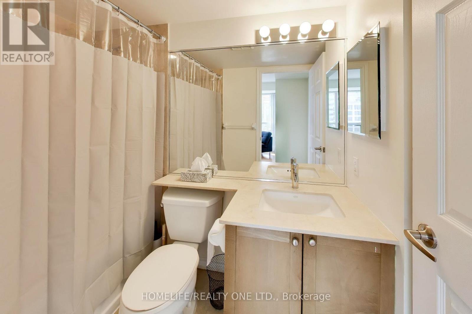 2709 - 761 Bay Street, Toronto, Ontario  M5G 2R2 - Photo 21 - C13224436
